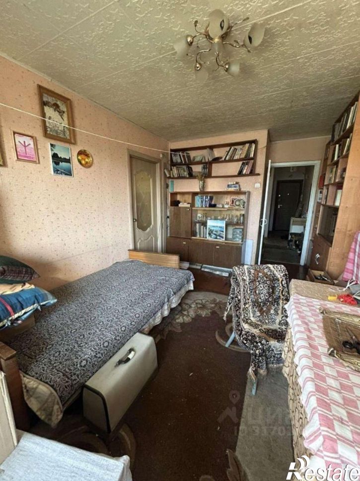 3-комн квартира 10-й микрорайон, 37