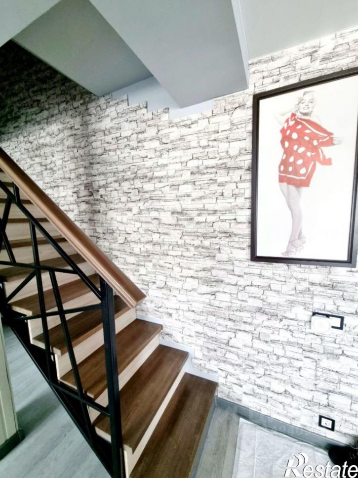 4-комн квартира 22-й микрорайон, 13