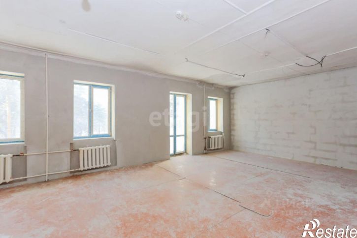 2-комн квартира улица Александра Матросова, 41,  д. 41