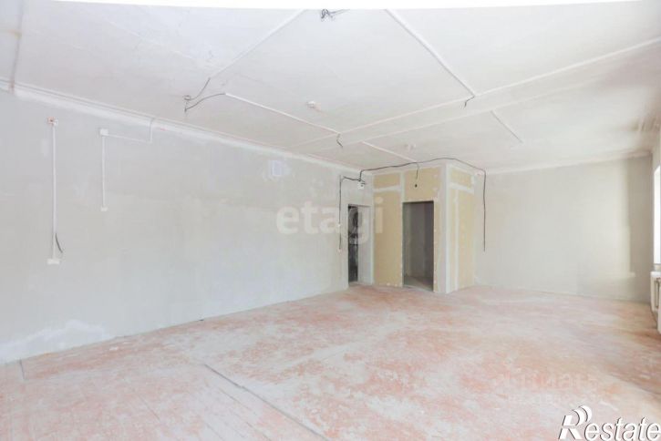 2-комн квартира улица Александра Матросова, 41,  д. 41