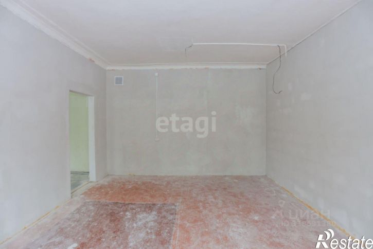 2-комн квартира улица Александра Матросова, 41,  д. 41