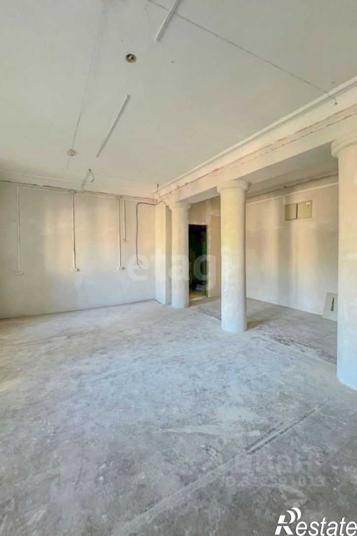 3-комн квартира улица Александра Матросова, 41,  д. 41