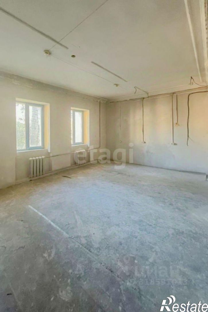 3-комн квартира улица Александра Матросова, 41,  д. 41