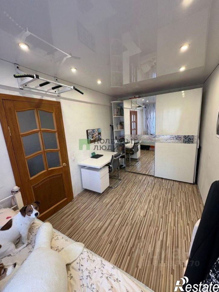 3-комн квартира 92/93 кв-л, д.17