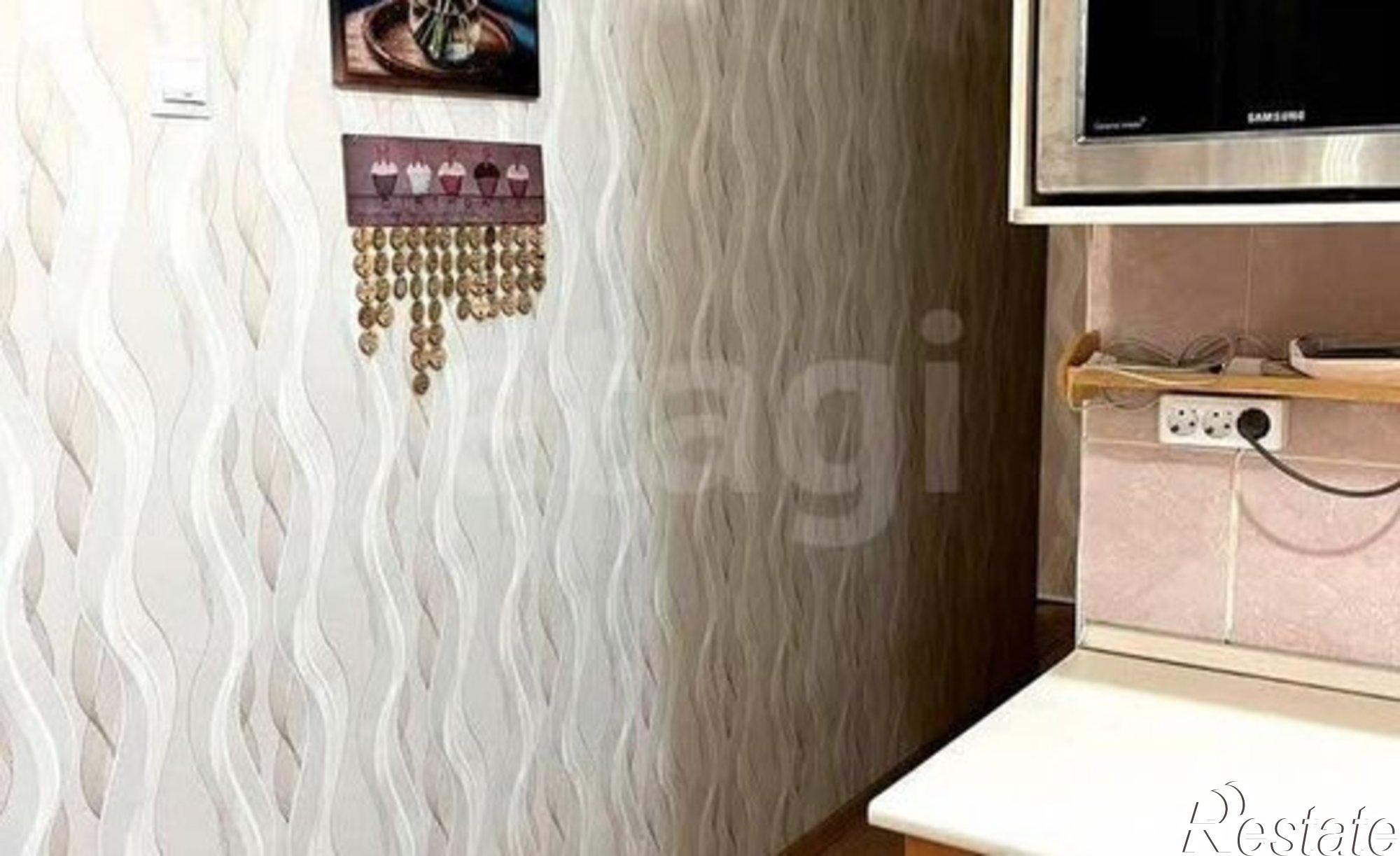 Купить квартиру за 4 065 000 рублей на 12-й микрорайон, 11