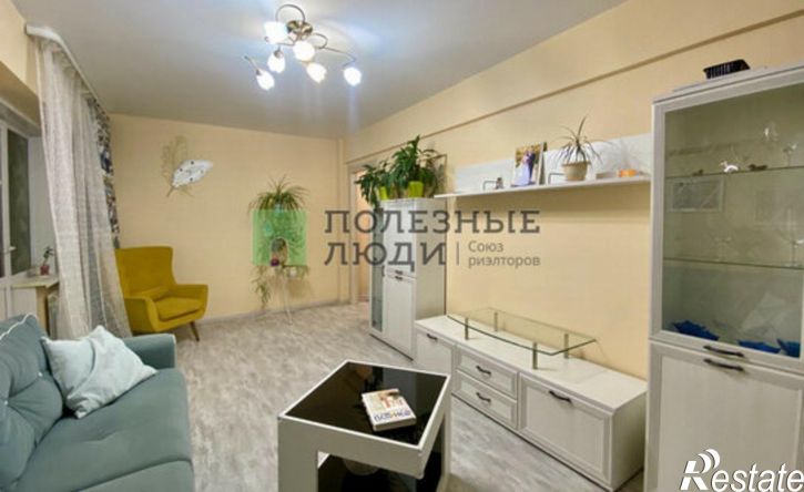 2-комн квартира 7-й микрорайон, 13