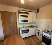 3-комн, 68кв м, этаж 2/5 85-й квартал, 23А