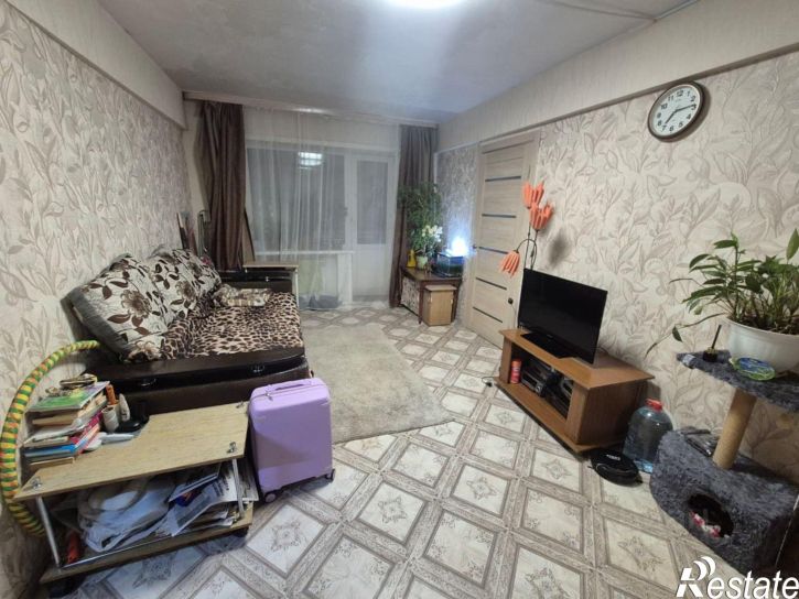 3-комн квартира ул 40 лет Октября, 38,  д. 38