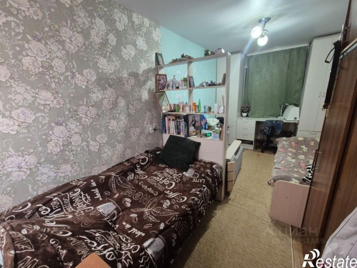 3-комн квартира ул 40 лет Октября, 38,  д. 38