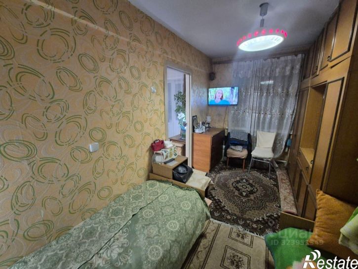 3-комн квартира ул 40 лет Октября, 38,  д. 38