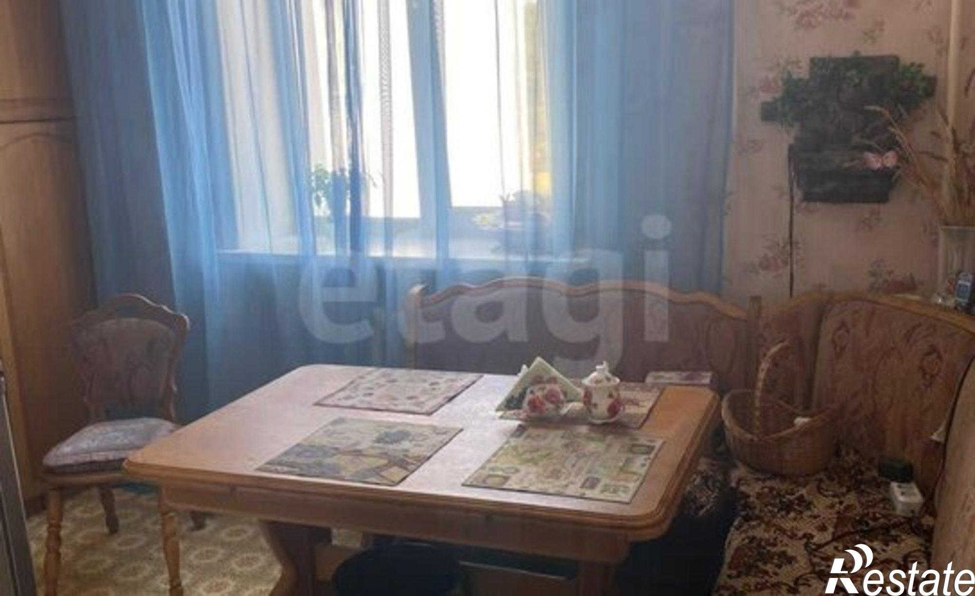 Купить квартиру за 10 000 000 рублей на пр-кт Карла Маркса, 44