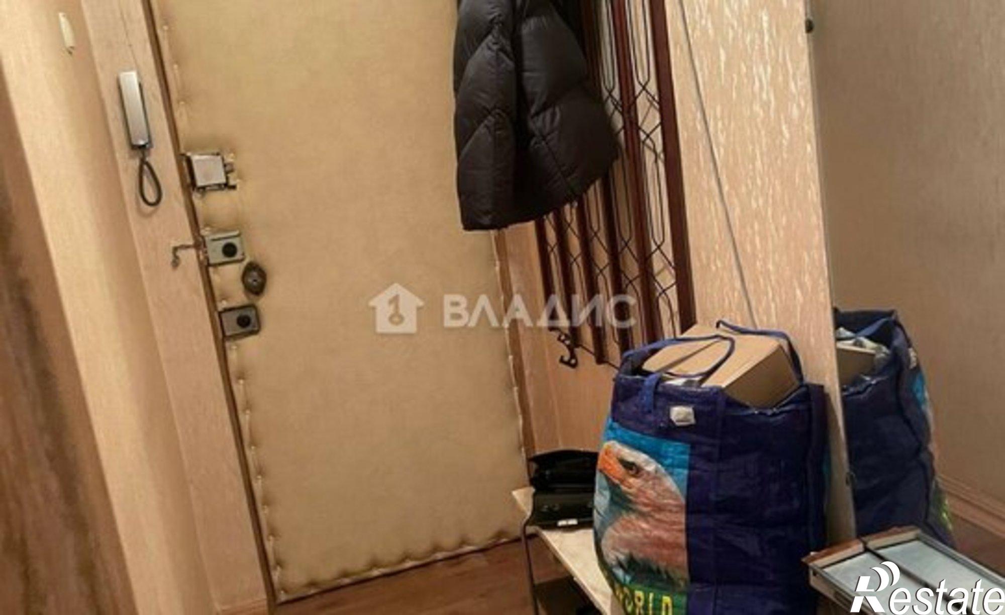 Купить квартиру за 4 000 000 рублей на Ангарский пр-кт, 2