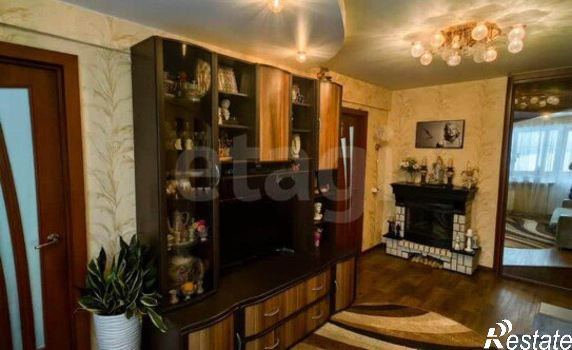 Купить квартиру за 6 000 000 рублей на 11-й микрорайон, 10