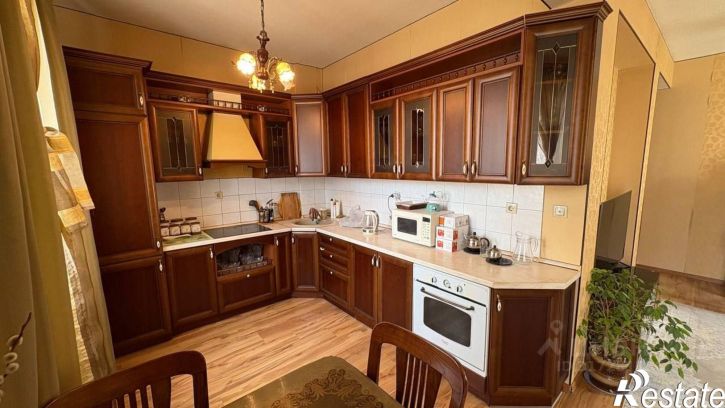 4-комн квартира ул Горького, 18,  д. 18