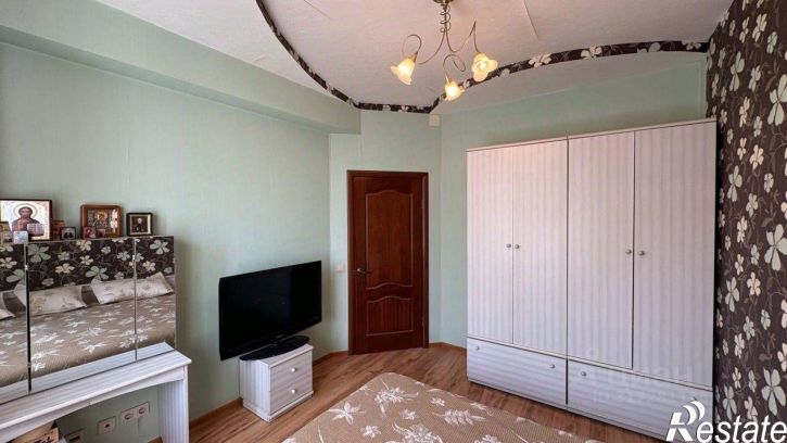 4-комн квартира ул Горького, 18,  д. 18