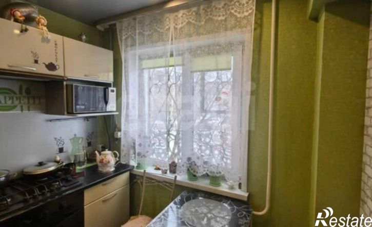 4-комн квартира 11-й микрорайон, 10