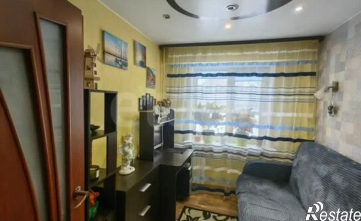 4-комн квартира 11-й микрорайон, 10