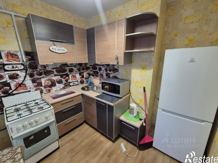 2-комн квартира 10-й микрорайон, 50