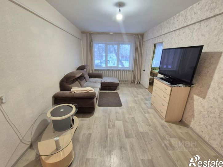 2-комн квартира 10-й микрорайон, 50