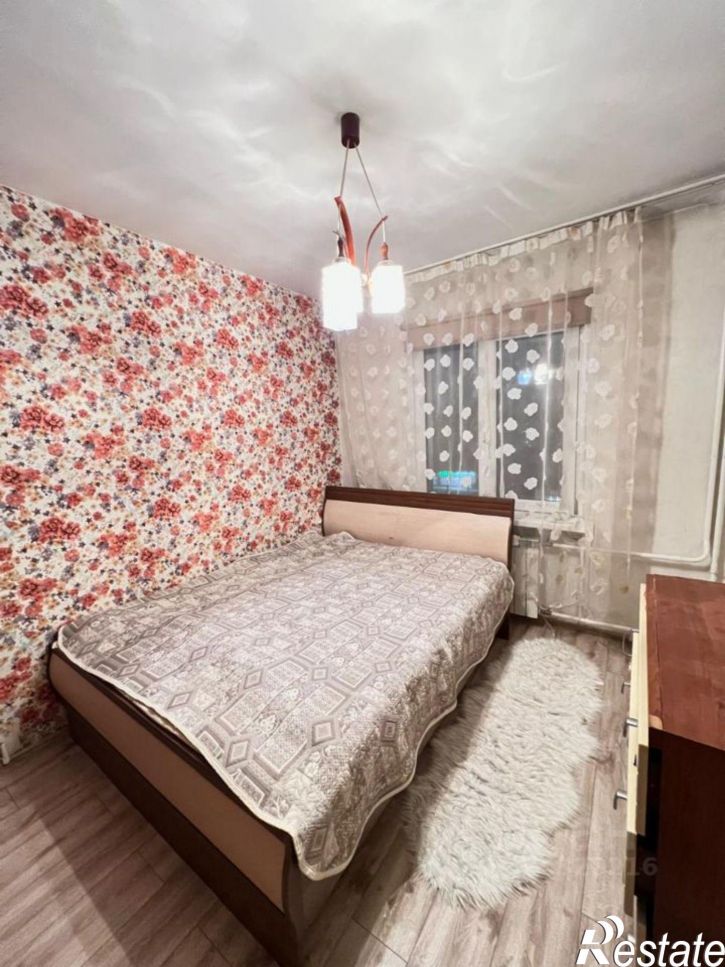 3-комн квартира 18-й микрорайон, 4