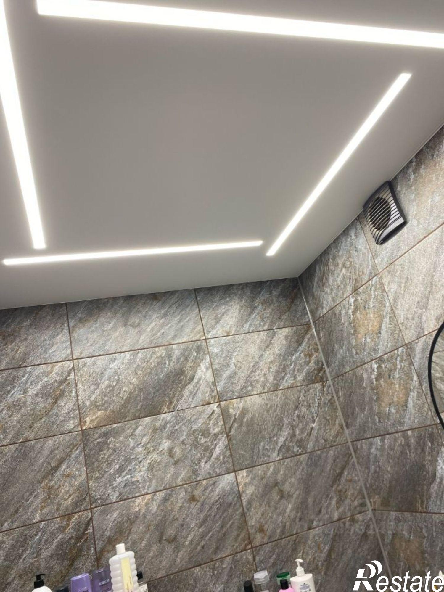 Купить квартиру за 4 700 000 рублей на 10-й микрорайон, 41