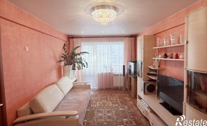 3-комн квартира 7-й микрорайон, 11