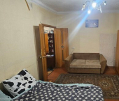 2-комн, 45кв м, этаж 2/2 25-й квартал, 21