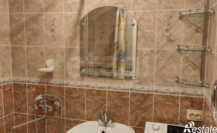 2-комн квартира 17-й микрорайон, 1