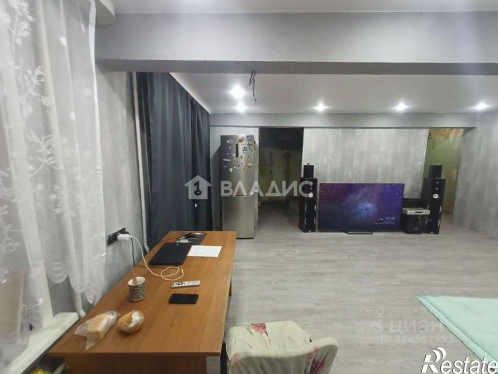 3-комн квартира 95-й квартал, 7