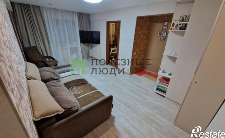 3-комн квартира 93-й квартал, 28