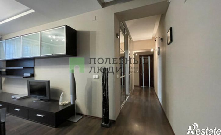 3-комн квартира 74-й квартал, 1