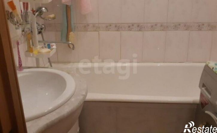 3-комн квартира 18-й микрорайон, 4