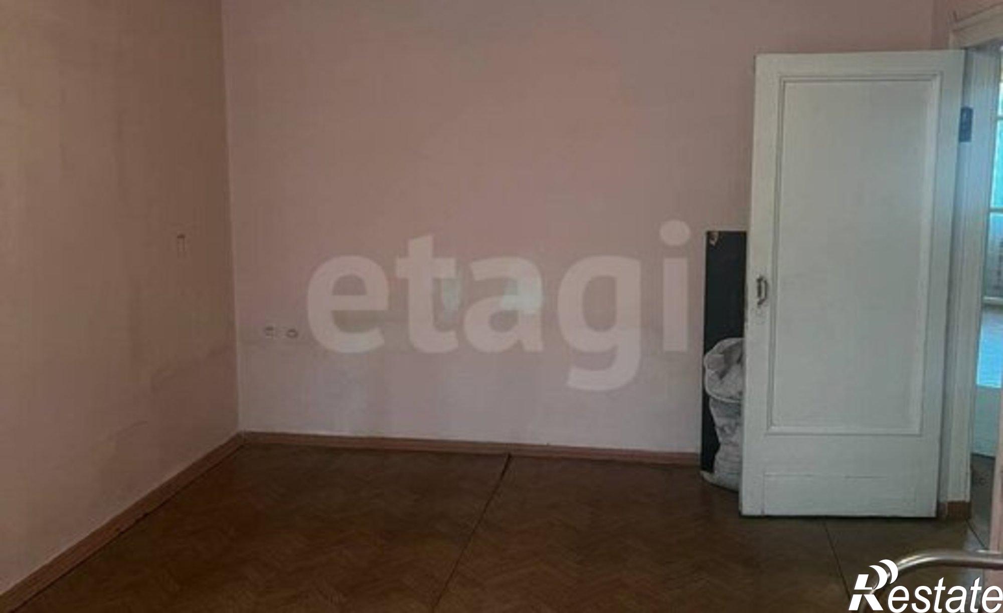 Купить квартиру за 6 100 000 рублей на 93-й квартал, 2