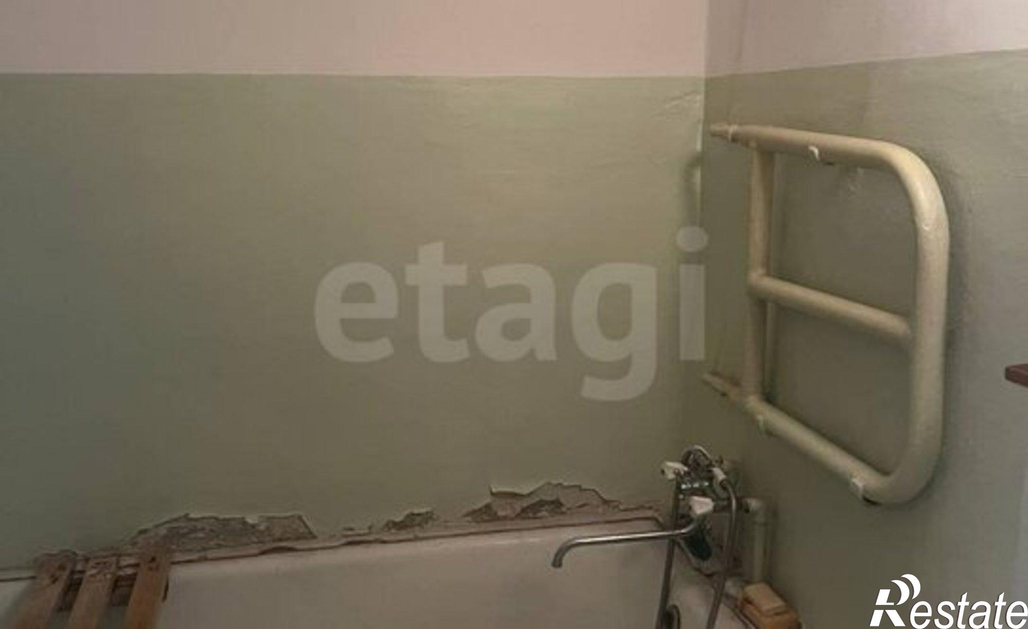 Купить квартиру за 6 100 000 рублей на 93-й квартал, 2