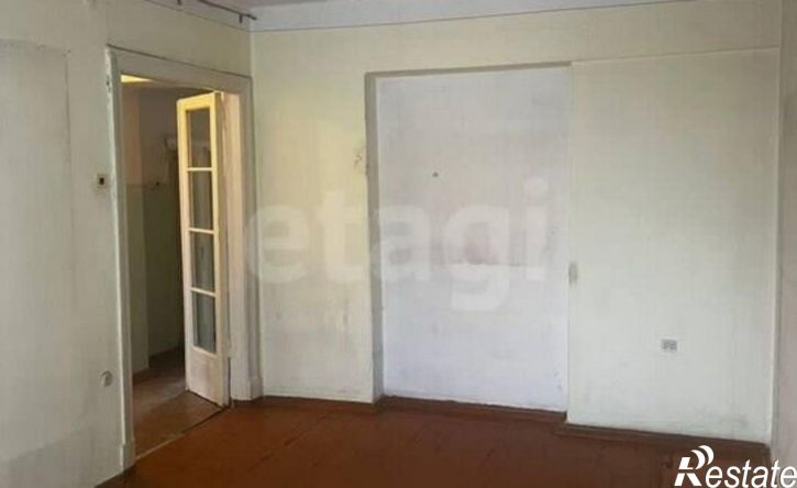 3-комн квартира 93-й квартал, 2