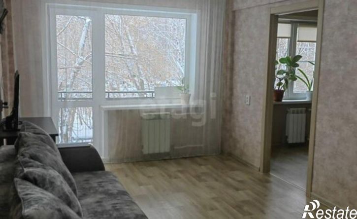 3-комн квартира 15-й микрорайон, 19