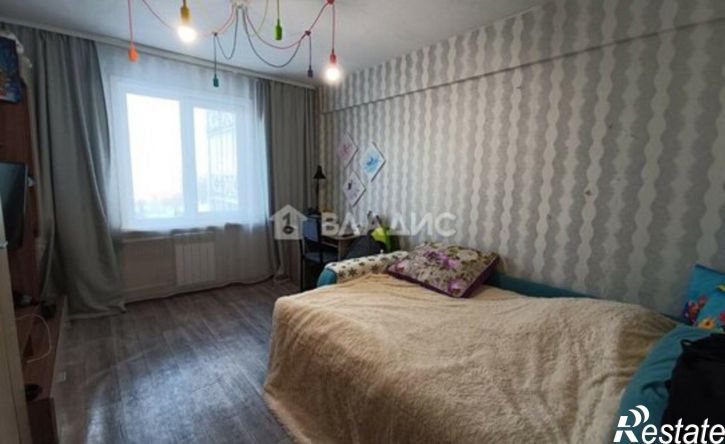 2-комн квартира 8-й микрорайон, 93