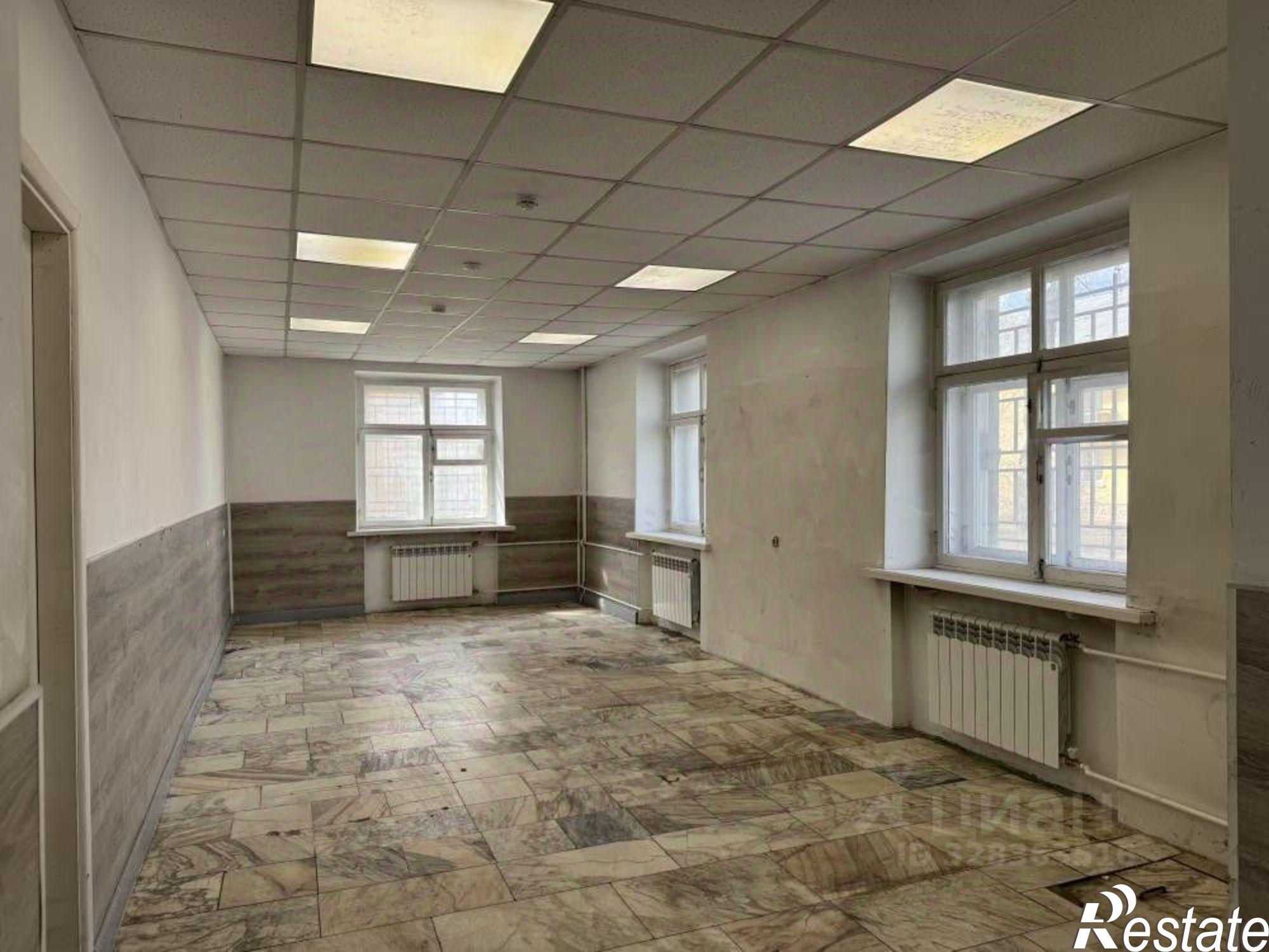 Купить торговое помещение за 301 535 рублей на 19-й кв-л, 6