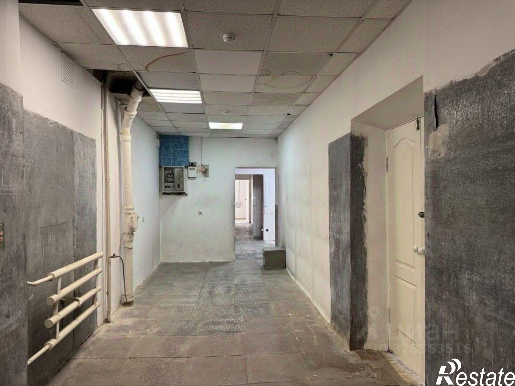 Купить торговое помещение за 301 535 рублей на 19-й кв-л, 6