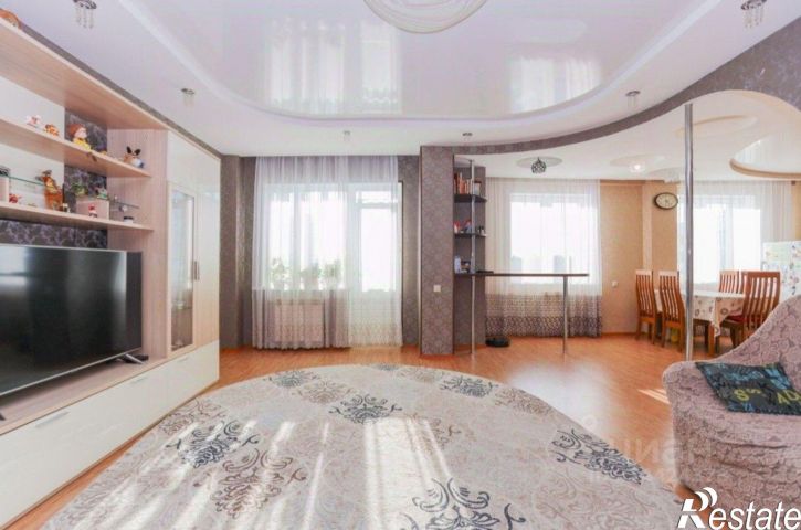 3-комн квартира 33-й микрорайон, 1