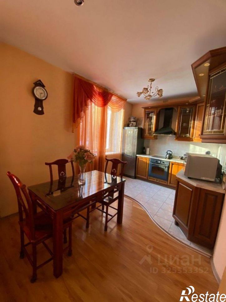 3-комн квартира 211-й квартал, 14