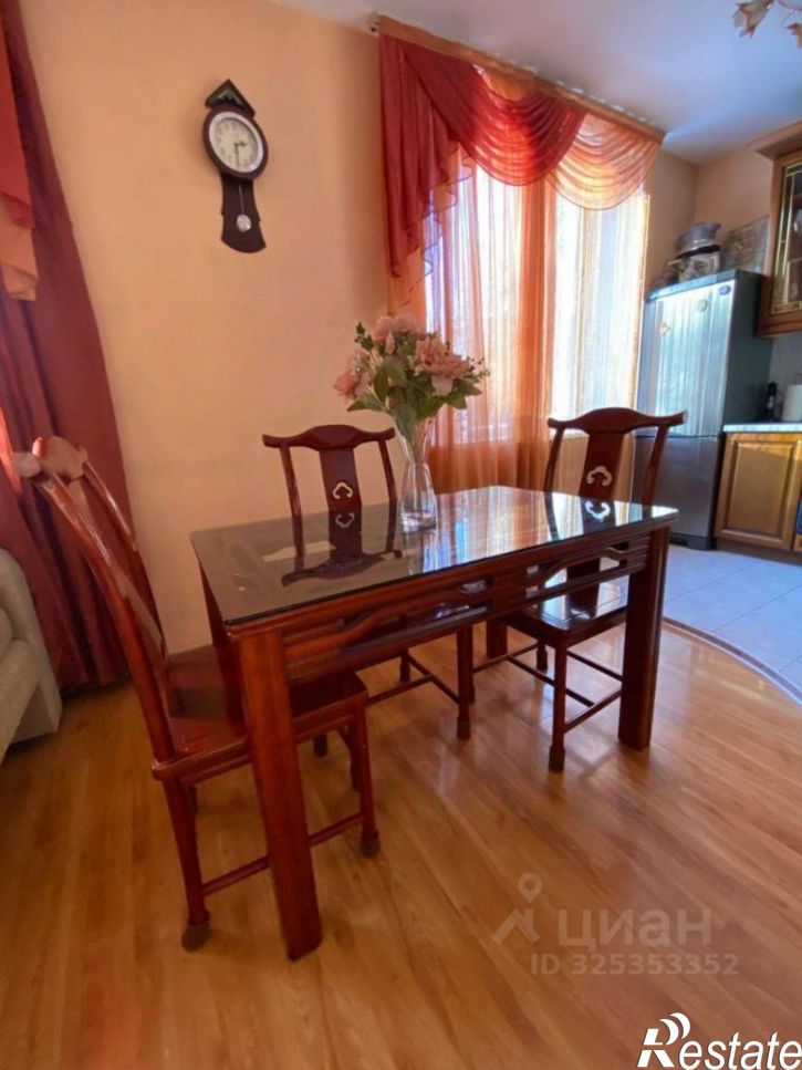 3-комн квартира 211-й квартал, 14