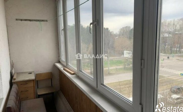 2-комн квартира 9-й микрорайон, 84
