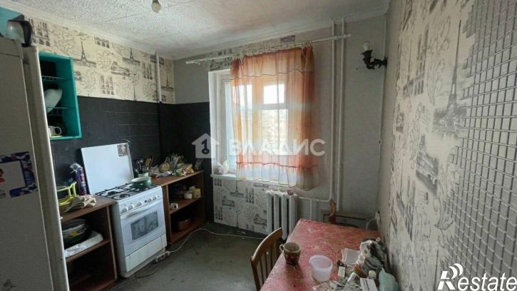 3-комн квартира 15-й микрорайон, 30А