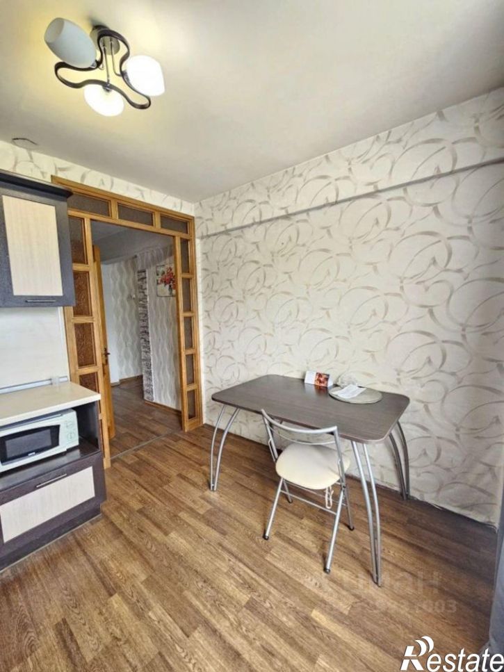 2-комн квартира 22-й микрорайон, 1