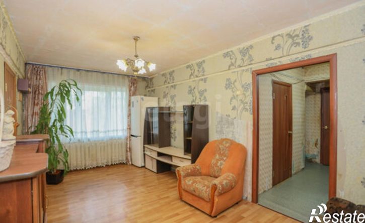 3-комн квартира 92-й квартал, 11