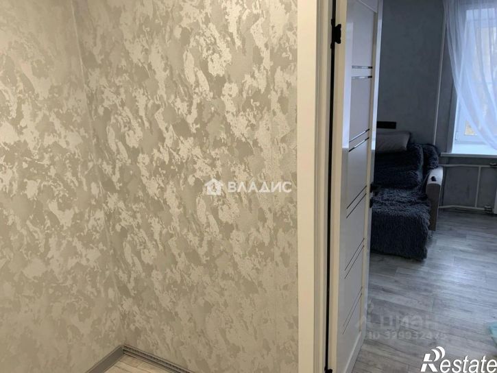1-комн квартира 11-й микрорайон, 7