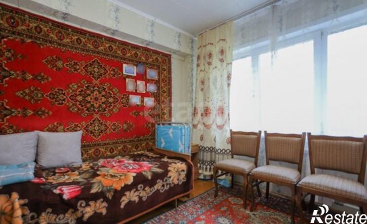 4-комн квартира 10-й микрорайон, 98