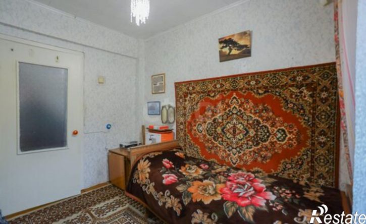 4-комн квартира 10-й микрорайон, 98
