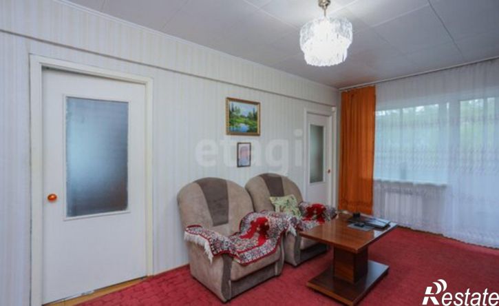 4-комн квартира 10-й микрорайон, 98